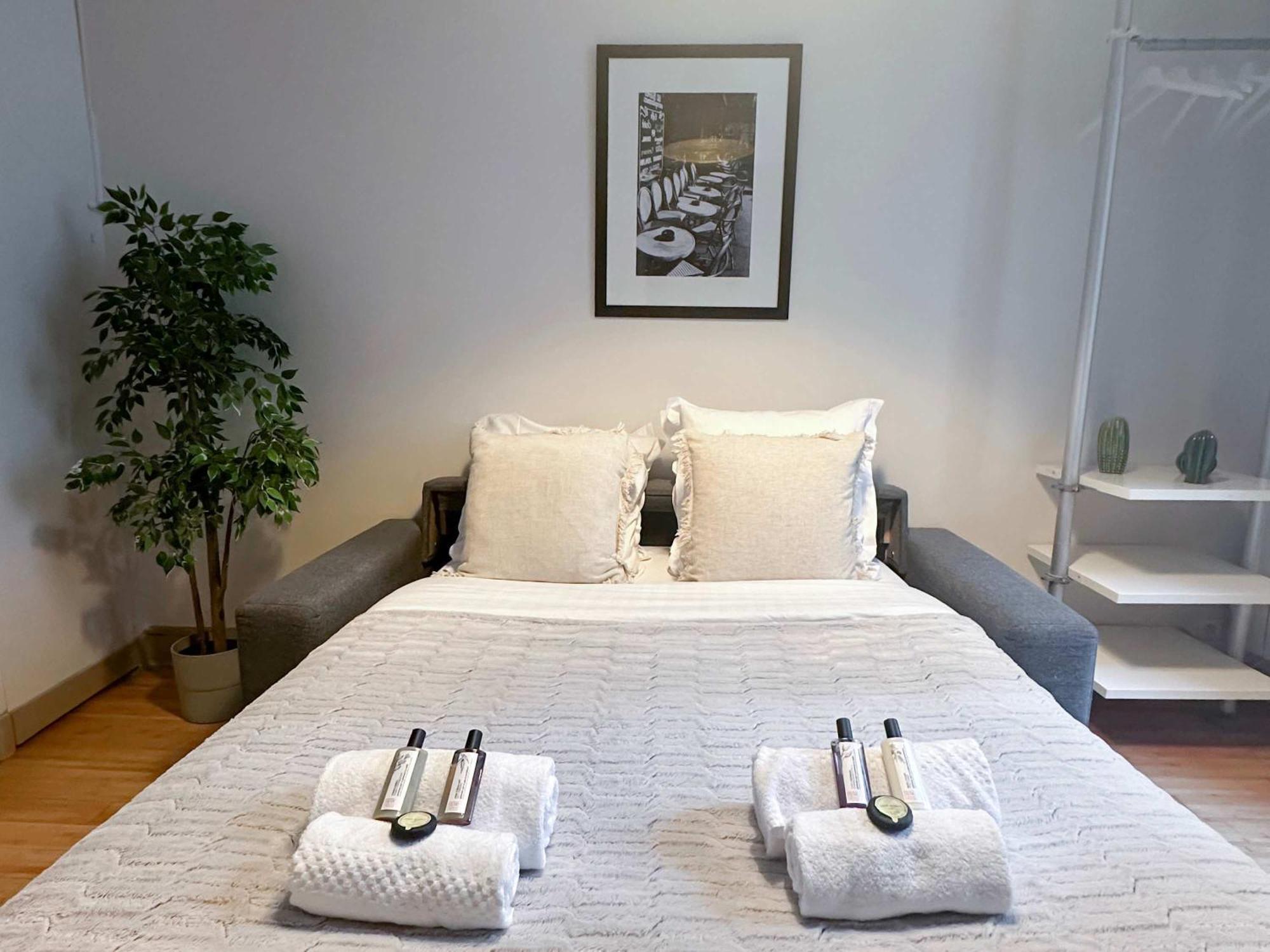 Renovated Champs-Elysees Retreat Appartement Parijs Buitenkant foto
