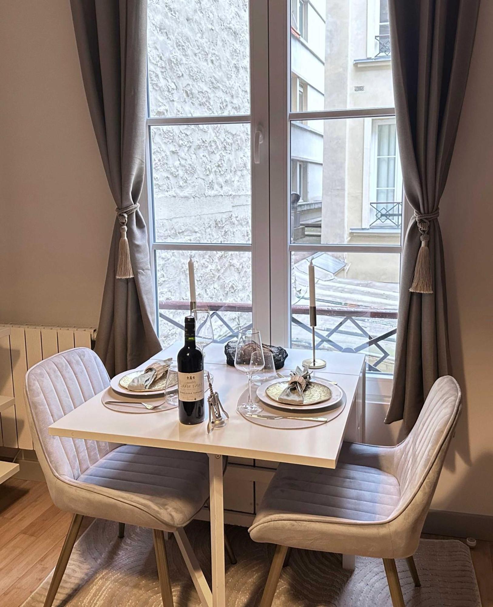 Renovated Champs-Elysees Retreat Appartement Parijs Buitenkant foto